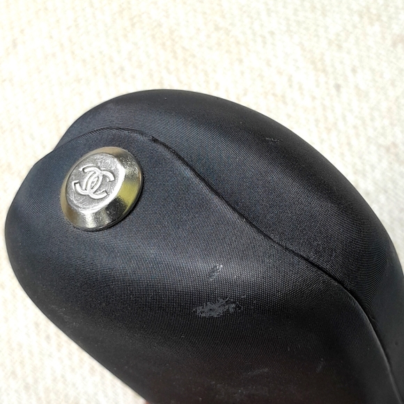 Chanel Stunning Sunglasses! - Picture 15 of 16